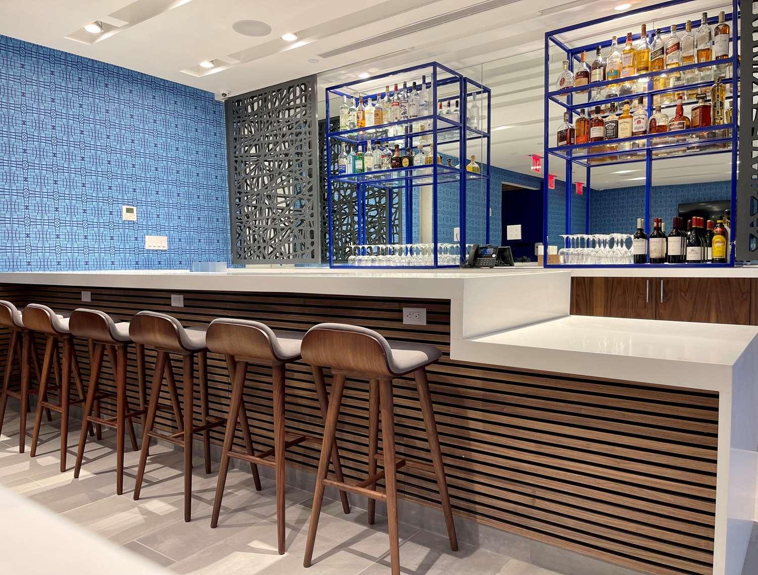 Best Western Premier Empire State Hotel Нью-Йорк Экстерьер фото